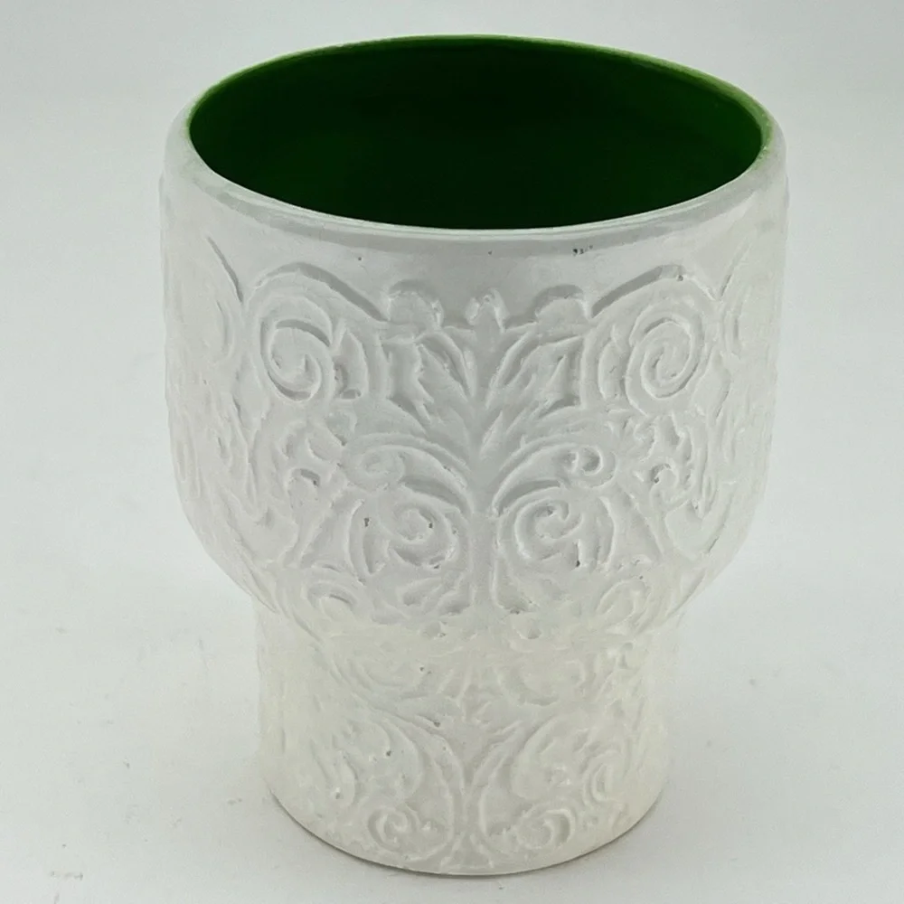 Vintage Holt Howard 1965 Mugs Set of 3 White Green Coffee Tea Filagree Ornate - Picture 10 of 11